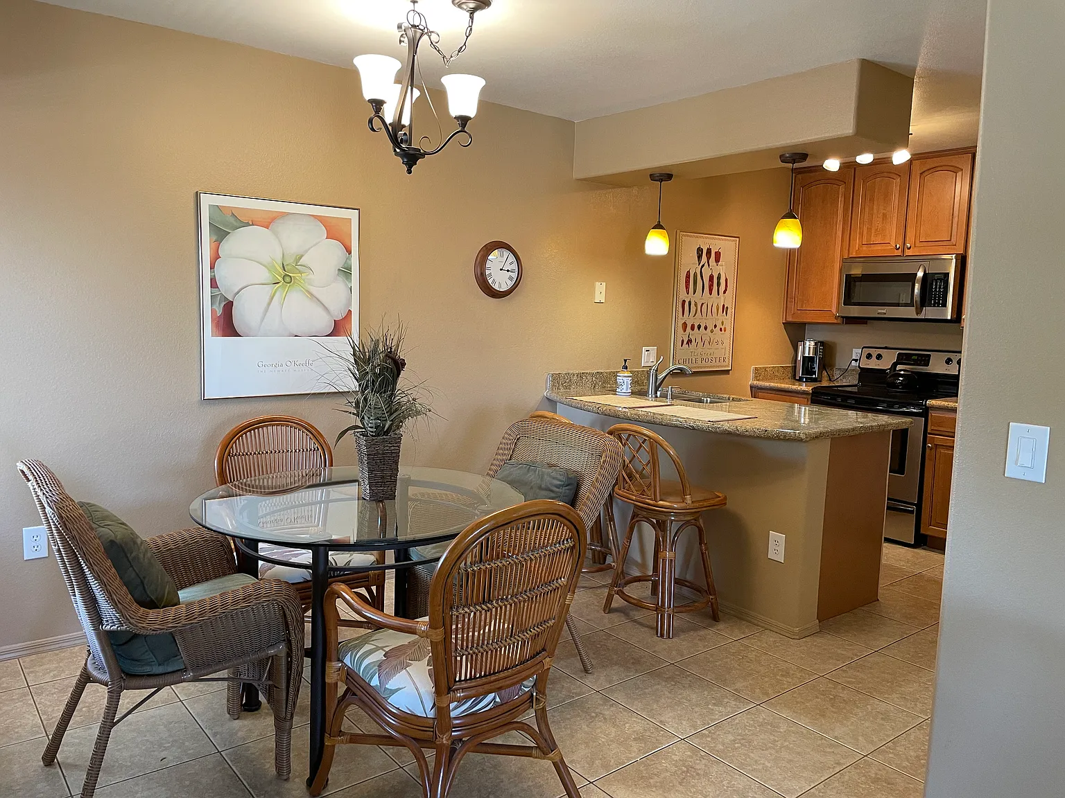 Furnished Rental 6 months+ term — Photo 4