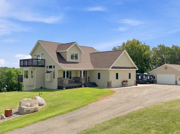 26536 Lake Hills Rd, Detroit Lakes, MN 56501