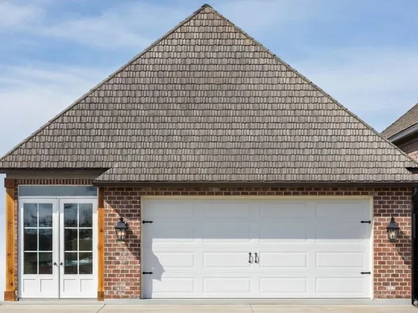 204 Couch Dr, Thibodaux, LA 70301