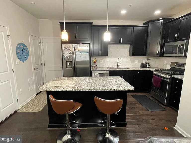 23479 Belvoir Woods Ter — Photo 11