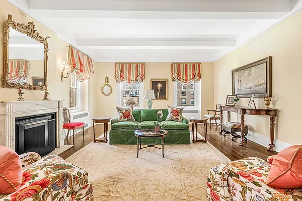 Sold by Sotheby's International Realty | media 2