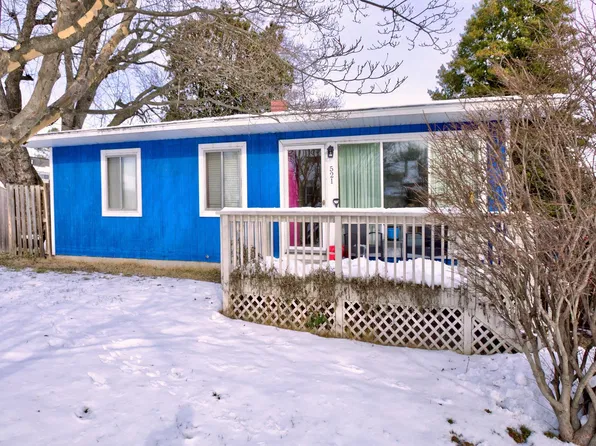 521 W North St, Purcellville, VA 20132