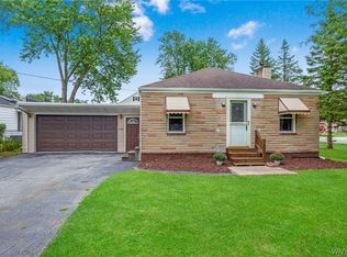 6761 Sy Rd, Niagara Falls, NY 14304