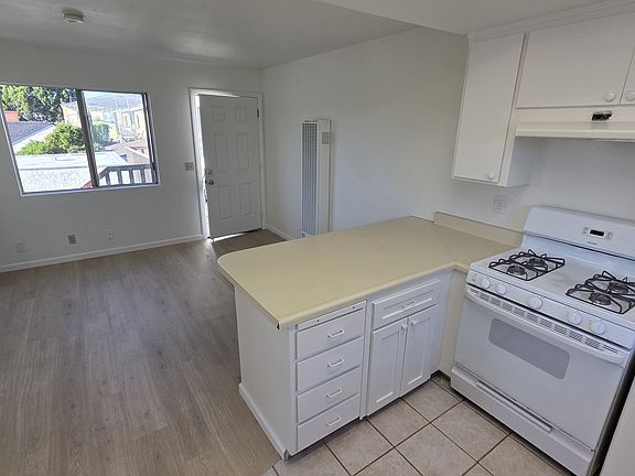 5th image of 3412 N Falcon Ave