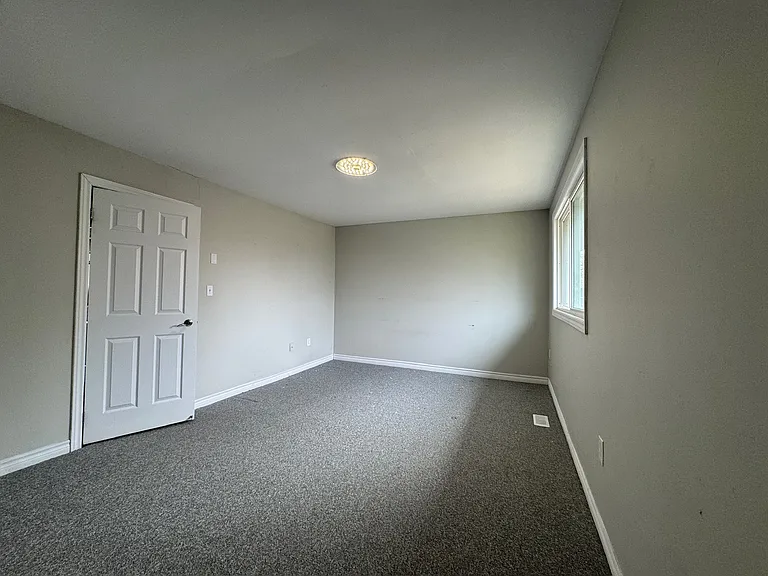 357 Murray St #14 — Photo 8