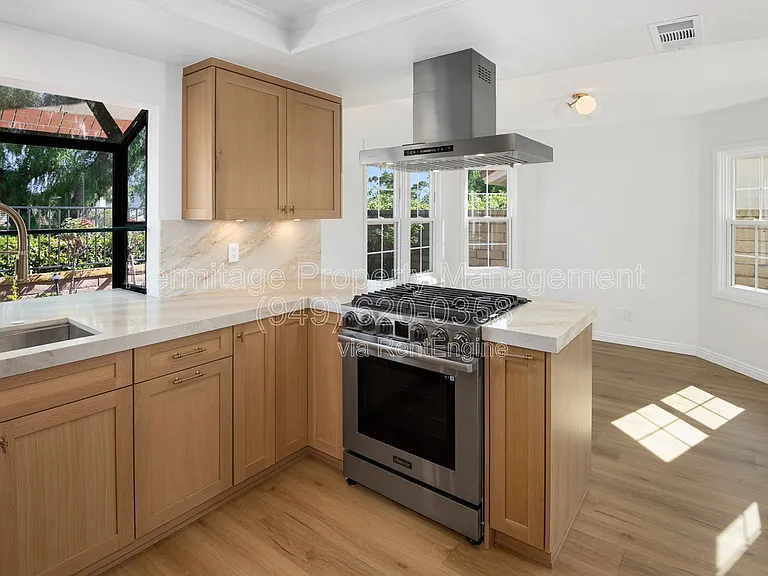 28142 Ambar — Photo 7