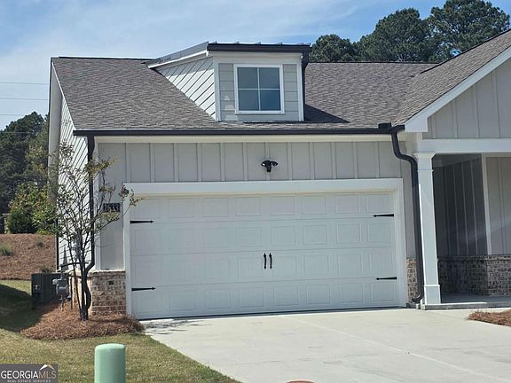 3rd image of 1633 Juniper Berry Way