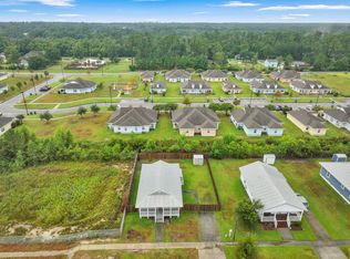 704 Union St, Bay Saint Louis, MS 39520