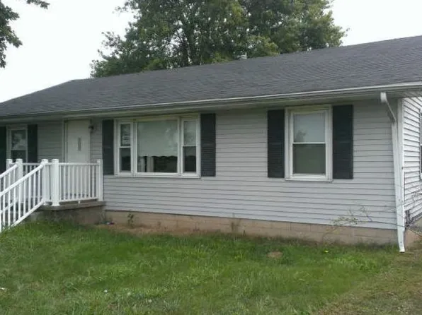 1652 N Main St, Dupo, IL 62239