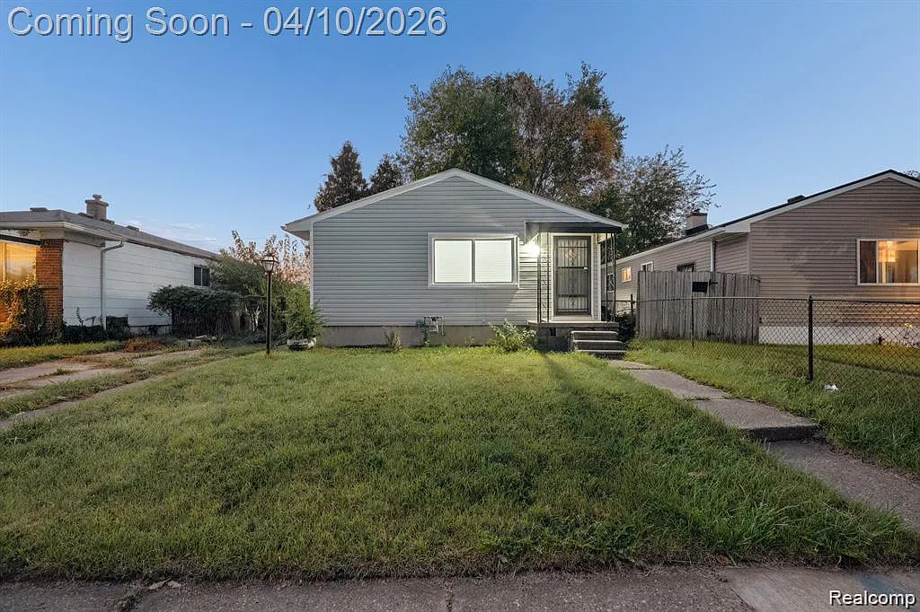 3931 14th St photo 1