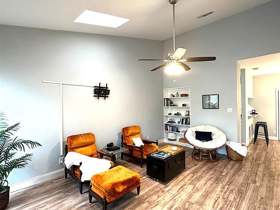 3rd image of 5616 Preston Oaks Rd APT 1212