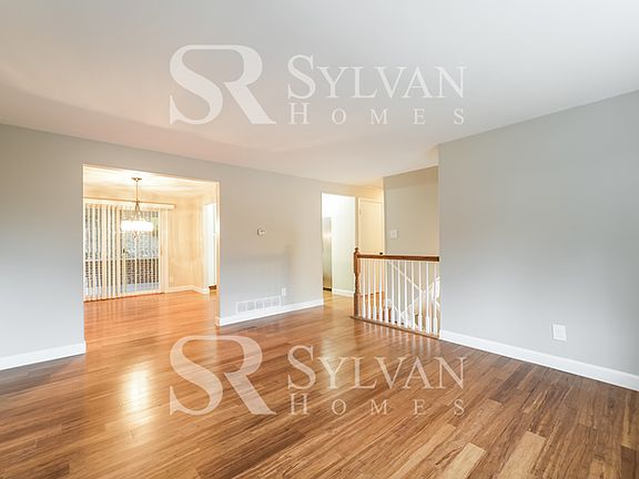 3rd image of 1363 Sturdy Oak Dr