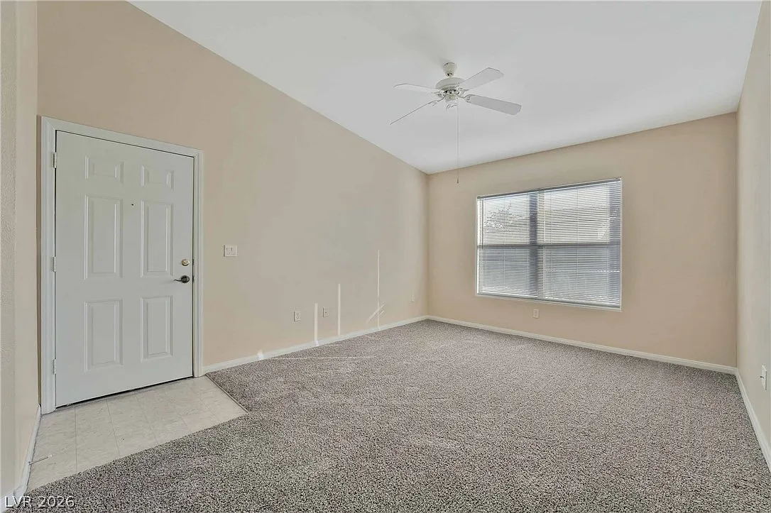 2 bed, 2.0 bath, 914 sqft, $1,475 — Photo 4