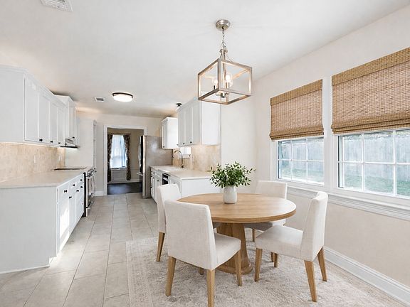 3rd image of 10859 Cal Rd