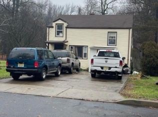 939 Sterling St, Plainfield, NJ 07062