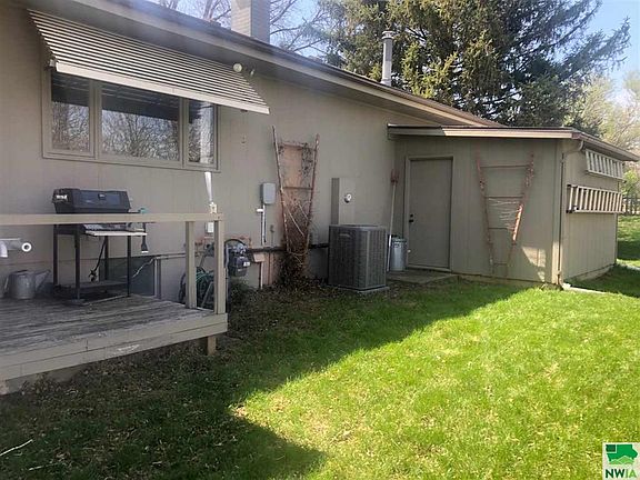 5th image of 1416 Galaxie Dr