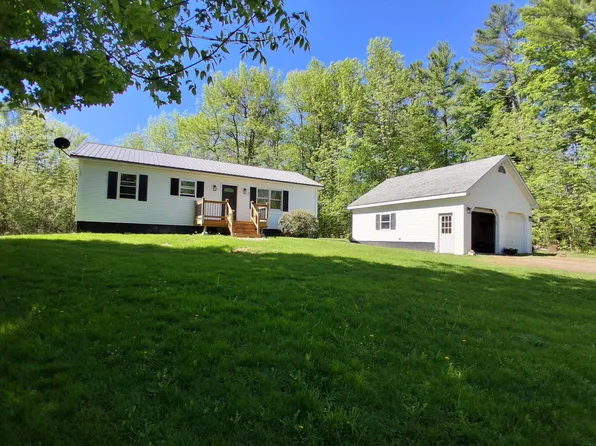25 Brandy Lane, Hudson, ME 04449