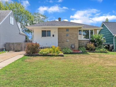 135 Mapleview Dr, Tonawanda, NY, 14150
