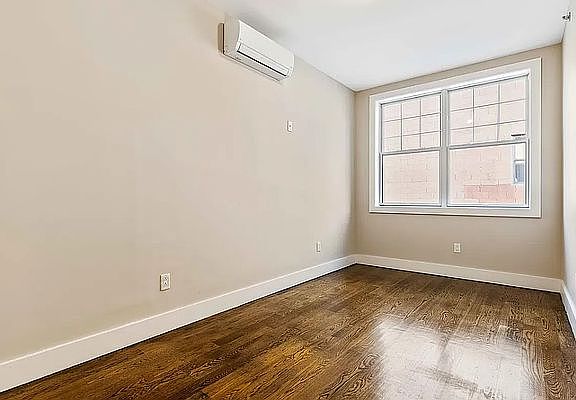 4th image of 7A Lexington Ave #7AC