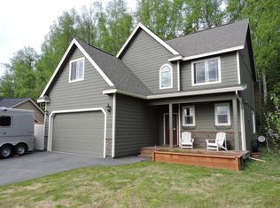 16941 Ludlow Cir, Eagle River, AK 99577