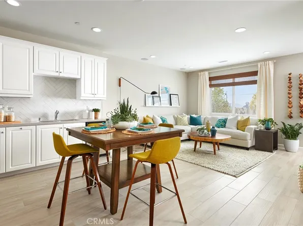 3921 S Jolly Paseo Unit 203, Ontario, CA 91761