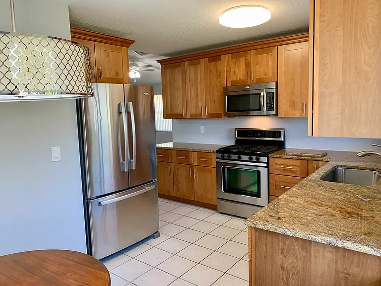731 John Carroll Ln — Photo 8