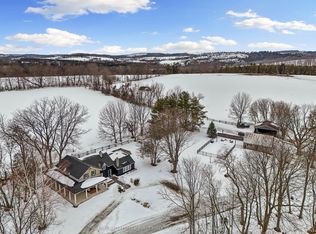 9024 Racetrack Rd, Hamilton, ON K9A 4J9