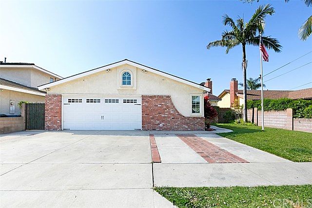 1st image of 10244 Monterey St