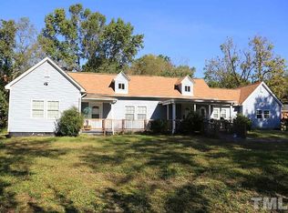 214 W Horton St, Zebulon, NC 27597