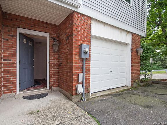 3rd image of 31 Brinley Way