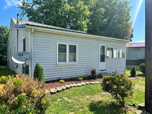 1419 Custus St, West Portsmouth, OH 45663