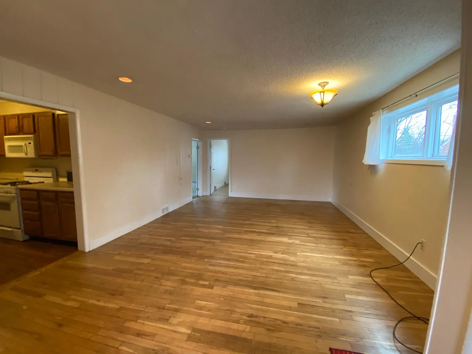 6920 Maryland Dr — Photo 2