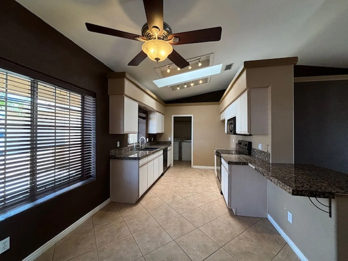 3 Bedroom - 2 Bath Home — Photo 3