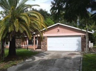 1716 46th St SW, Naples, FL 34116