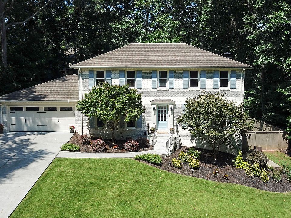 1st image of 846 Fairfield Dr