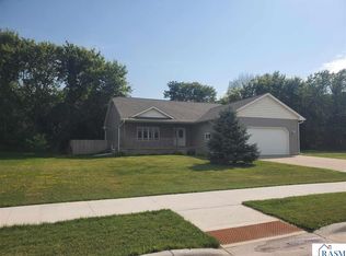 2327 Lake Ave, New Ulm, MN 56073