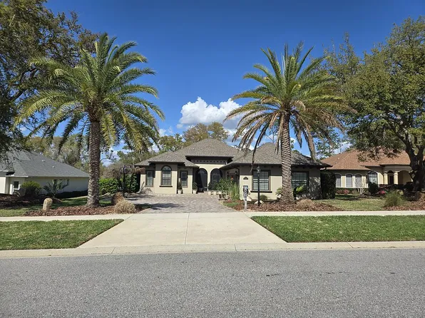 5084 Greens Dr, Lady Lake, FL 32159