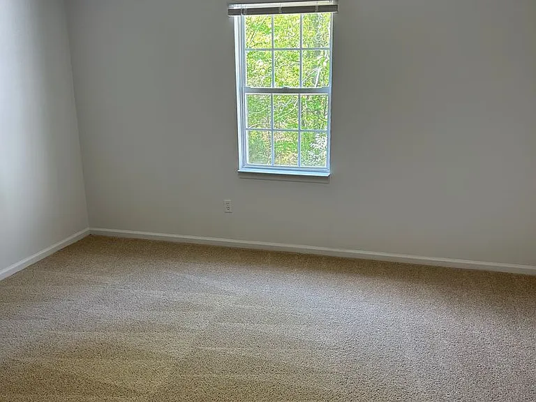 Arlington Apartments — Photo 100