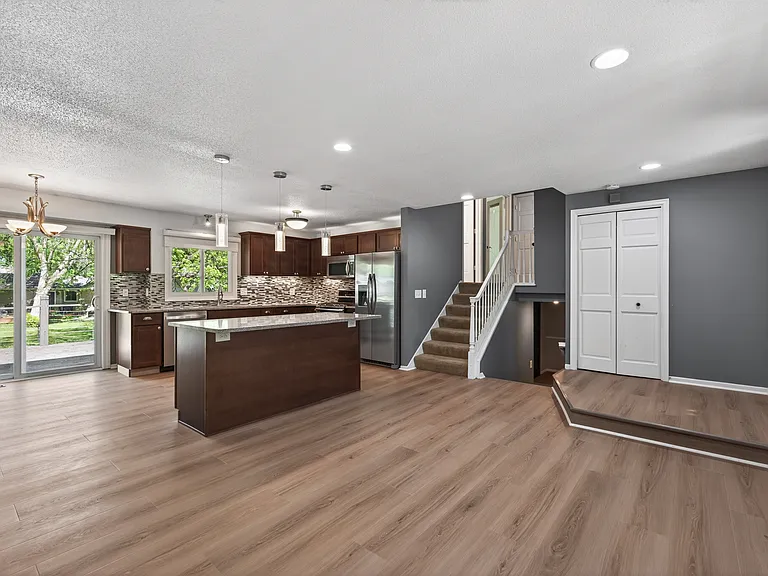 7466 Dallas Ln N — Photo 5