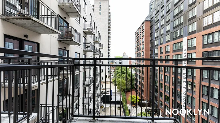 Rented by Nooklyn NYC LLC | media 82