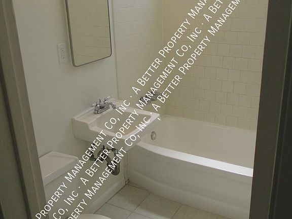 4th image of 4555 E 14th St APT 1
