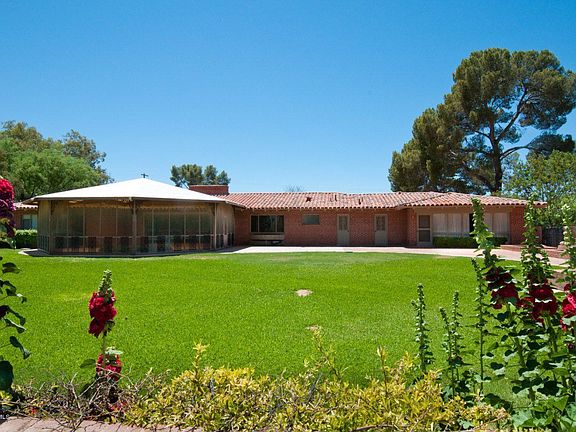 3rd image of 6265 E Miramar Dr