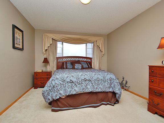 3rd image of 13768 54th Ave N