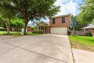 805 Chiselpoint Cv — Photo 5
