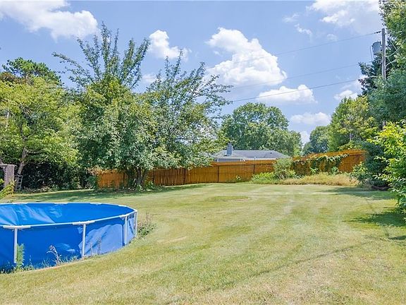 5th image of 505 Arcadia Dr