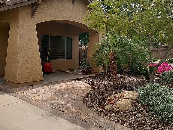 3rd image of 15973 W Mauna Loa Ln