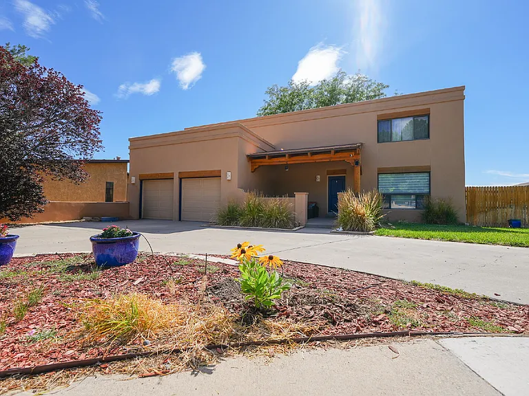 2115 Tesoro Pl #4 — Photo 23