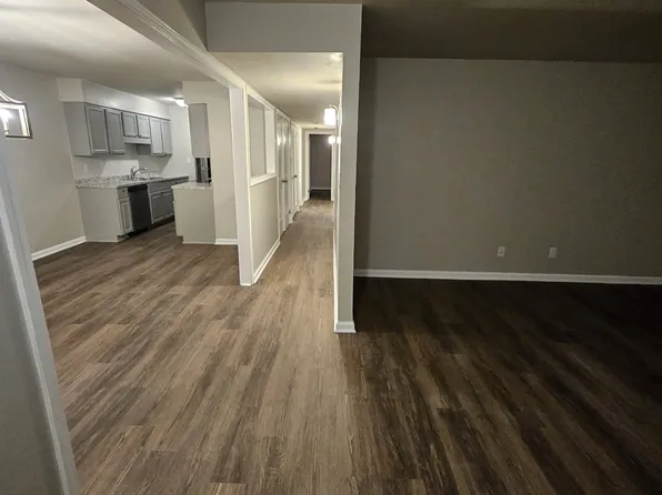 1202 Patton Creek Ln, Birmingham, AL