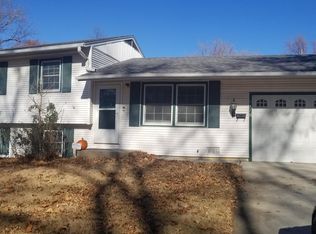 5318 SW 32nd Ter, Topeka, KS 66614