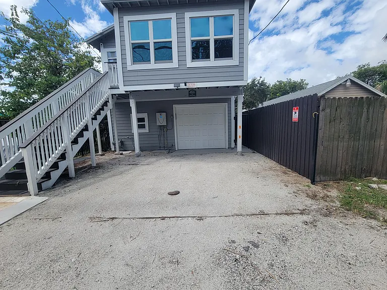 322 S Lake Dr — Photo 33